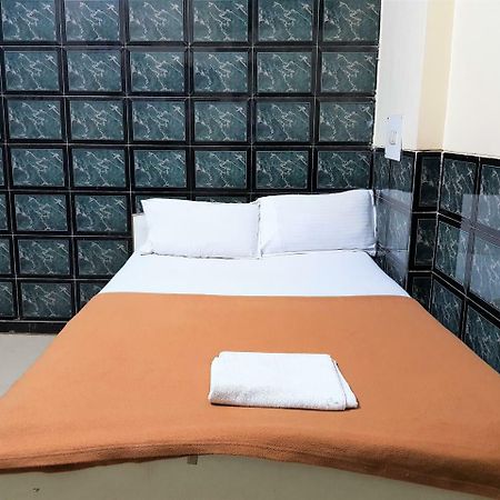 Hexa Metro Plaza Hotel Bombay Eksteriør billede