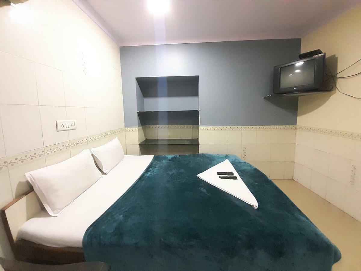 Hexa Metro Plaza Hotel Bombay Eksteriør billede